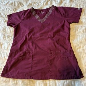 Women's Scrub Top Burgundy V-Neck